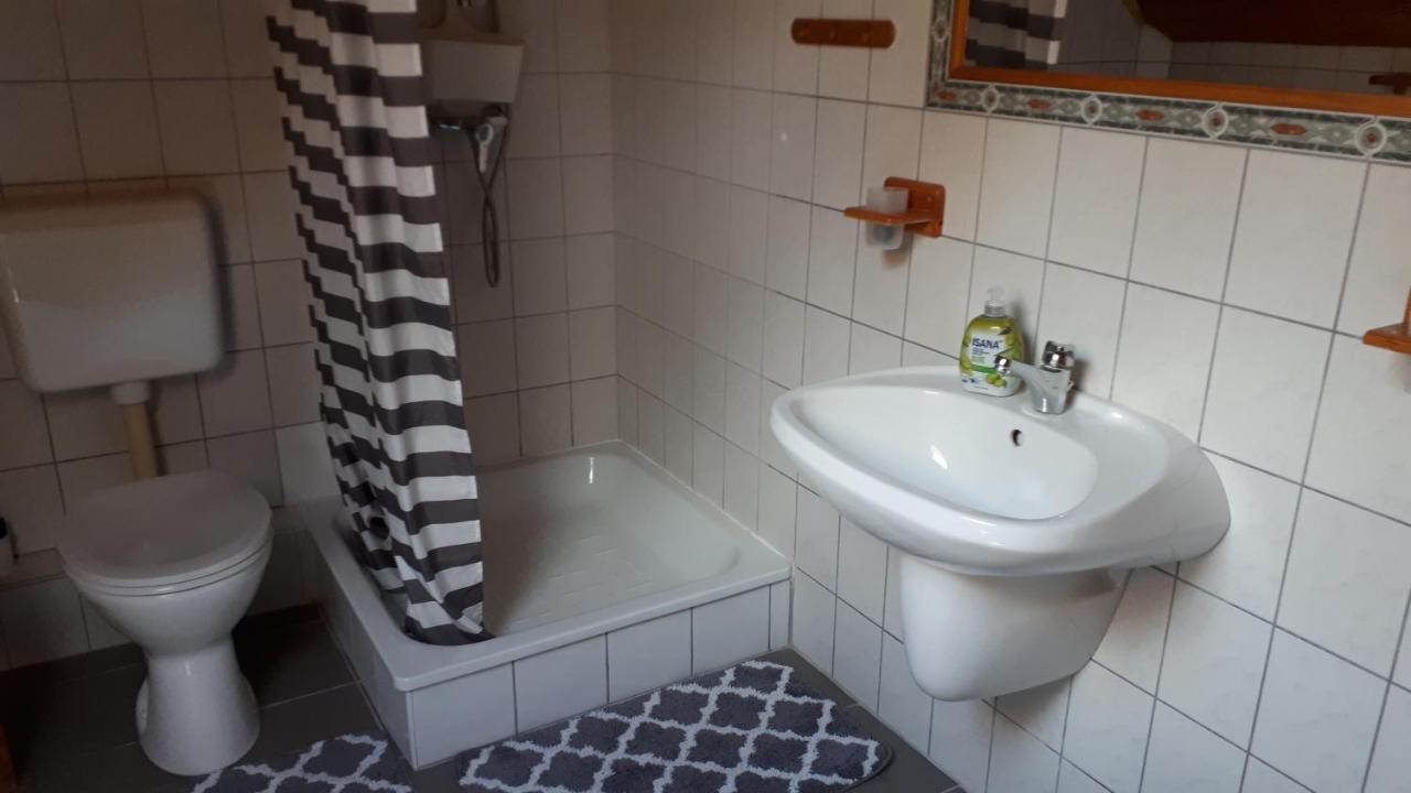 Feher Rozsa Apartman Cserszegtomaj Exterior foto